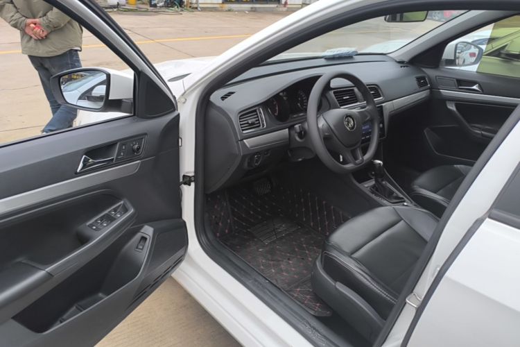 Volkswagen Lavida 2018 #16 Volkswagen Lavida 2018 car image #16