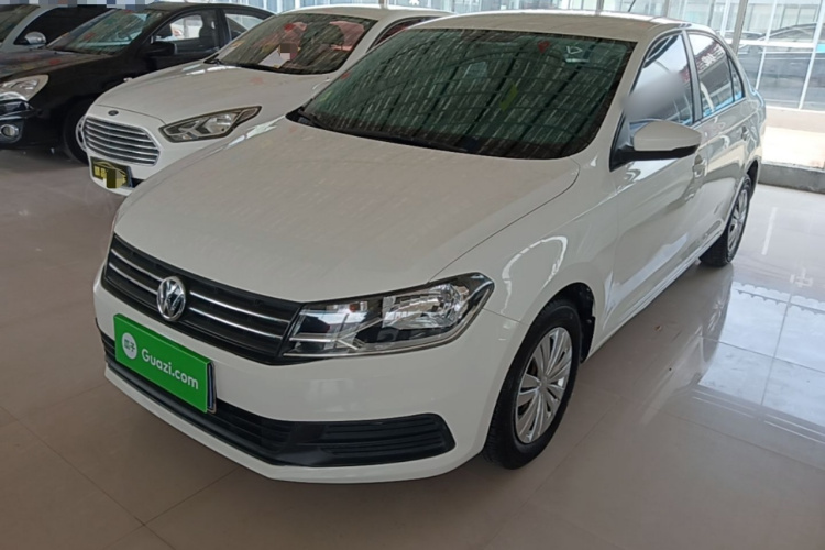 Volkswagen Santana 2017 car image #2