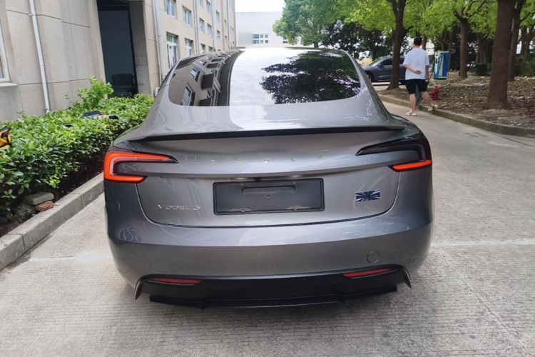 Tesla Model 3 2024 #4 Tesla Model 3 2024 car image #4