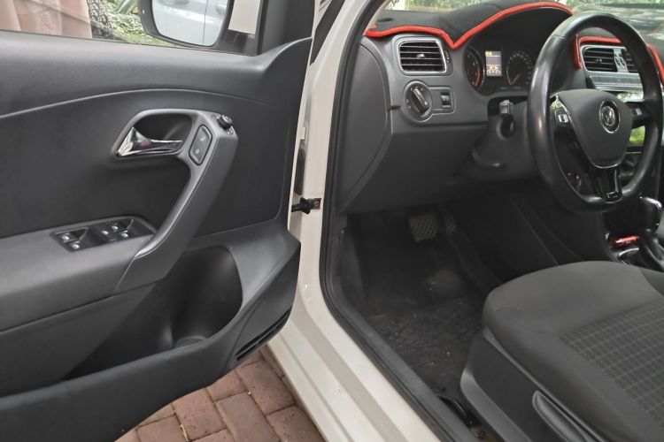 Volkswagen Polo 2017 #9 Volkswagen Polo 2017 car image #9
