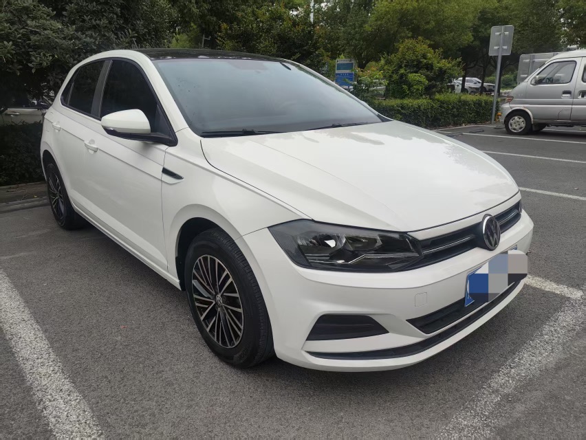Volkswagen Polo 2021 car image #3