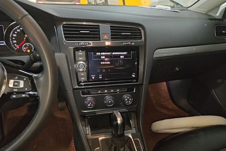 Volkswagen Golf 2019 #13 Volkswagen Golf 2019 car image #13