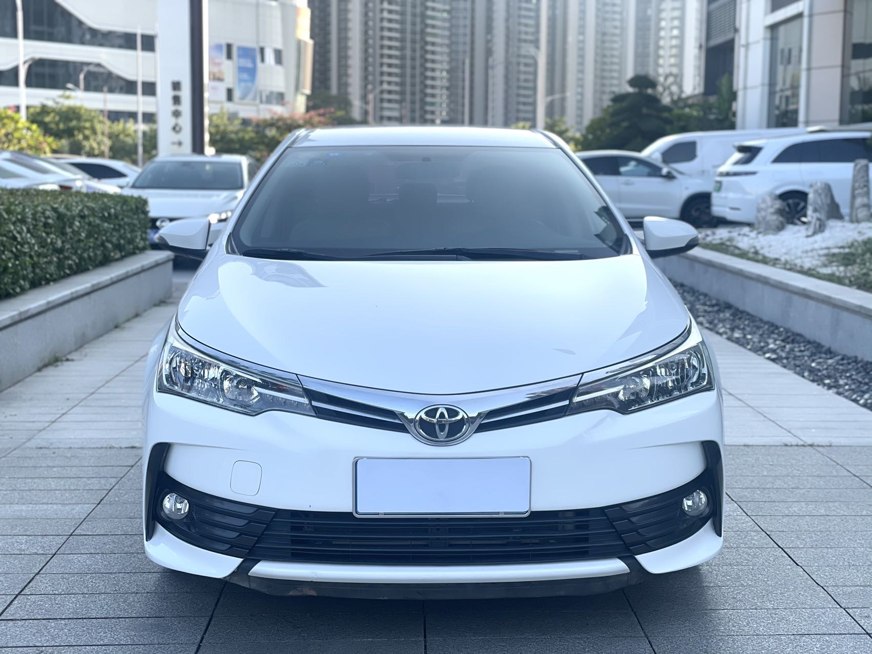 Toyota Corolla 2018 #2 Toyota Corolla 2018 car image #2