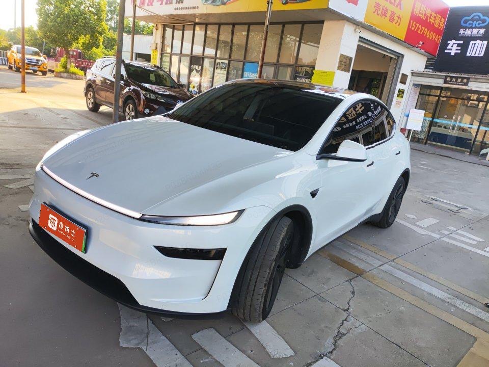 Tesla Model Y 2025 car image 