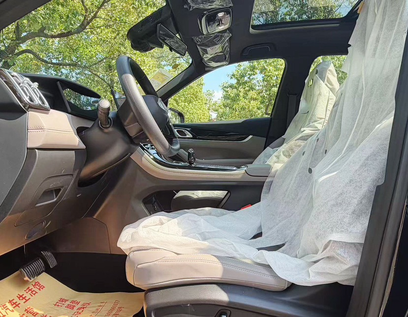 GEELY Boyue L 2026 car image #7