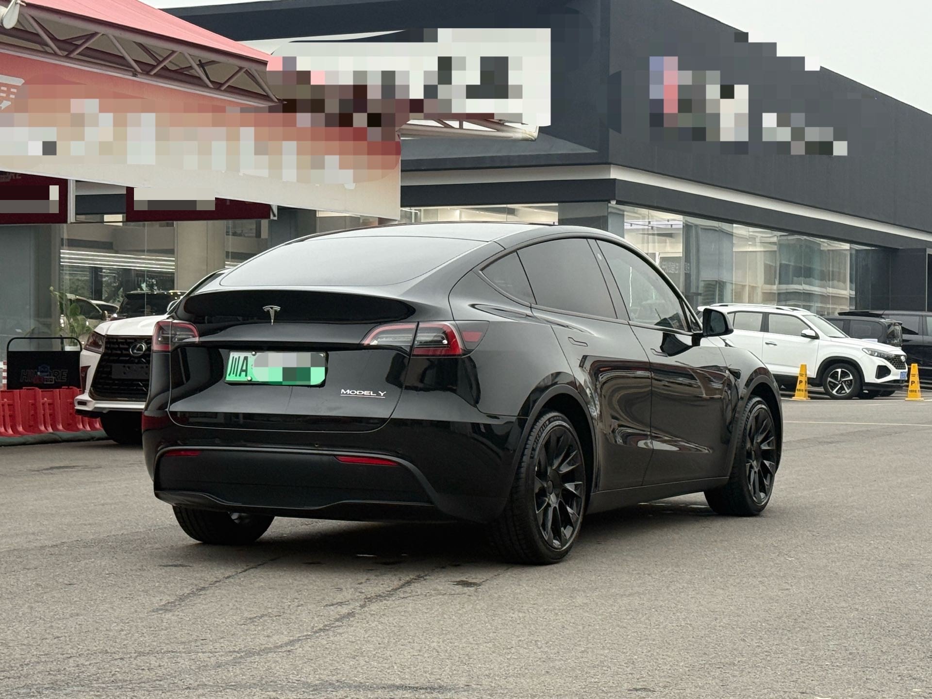 Tesla Model Y 2023 #9 Tesla Model Y 2023 image de voiture #9