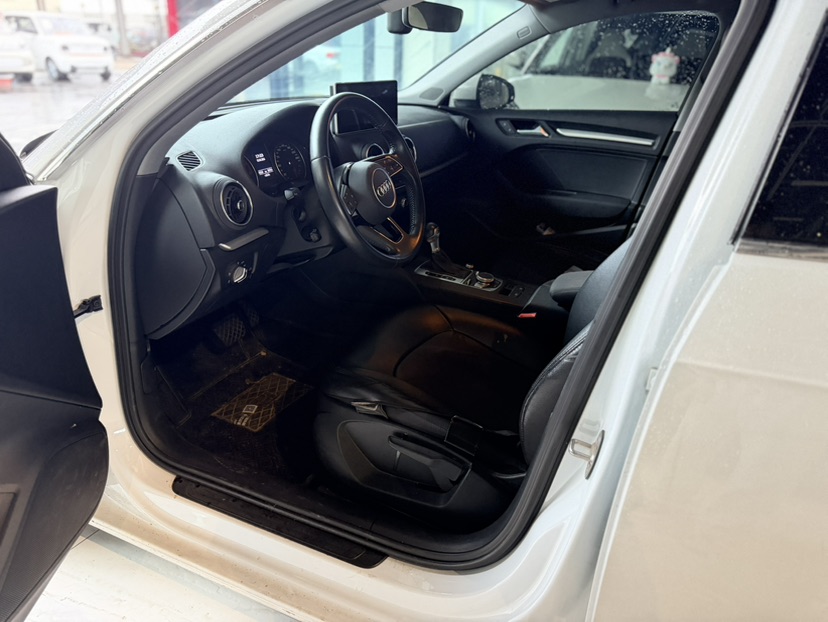 Audi A3 2020 car image #2