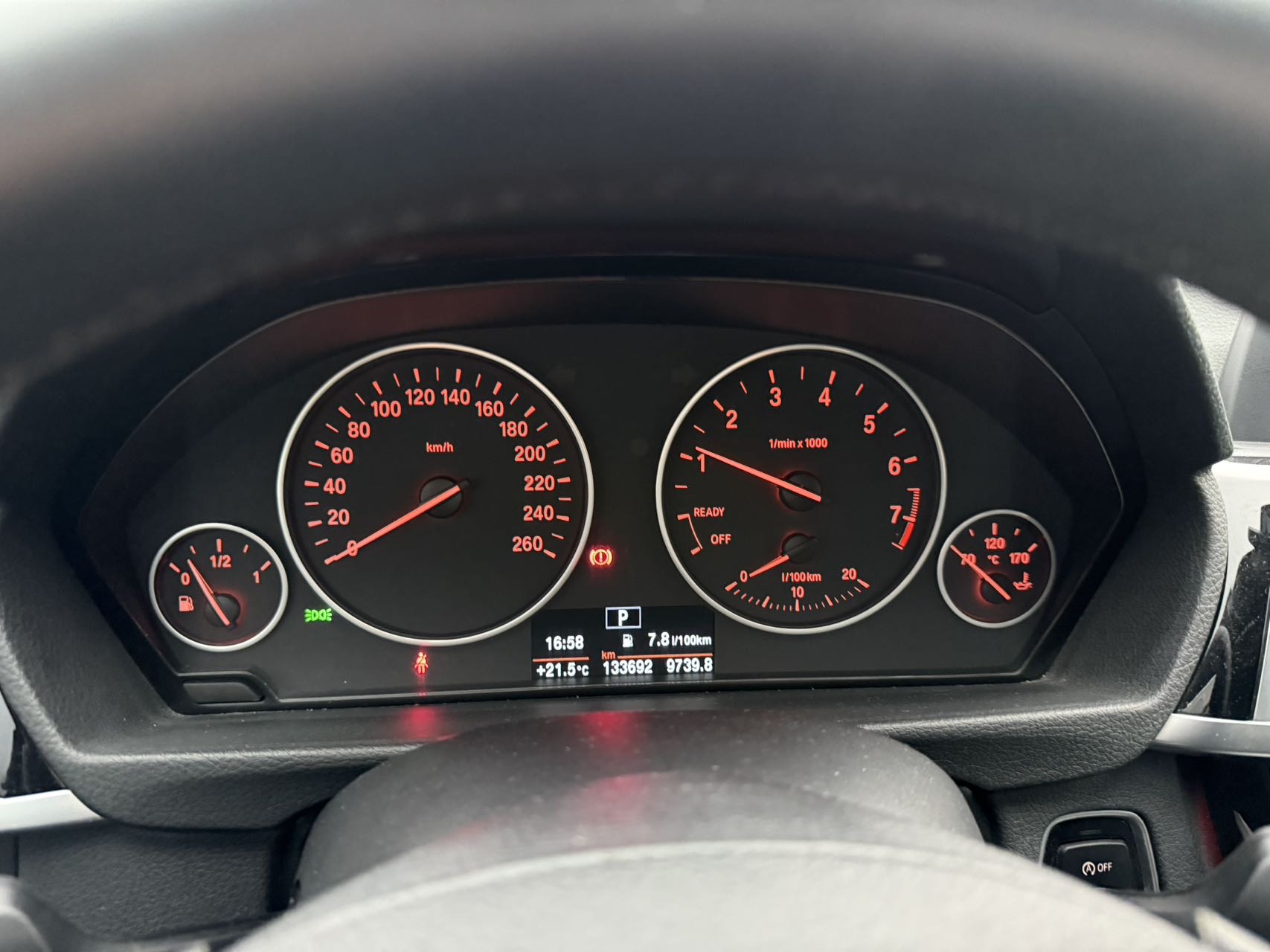 BMW 3 Series 2017 #5 BMW 3 Series 2017 car image #5