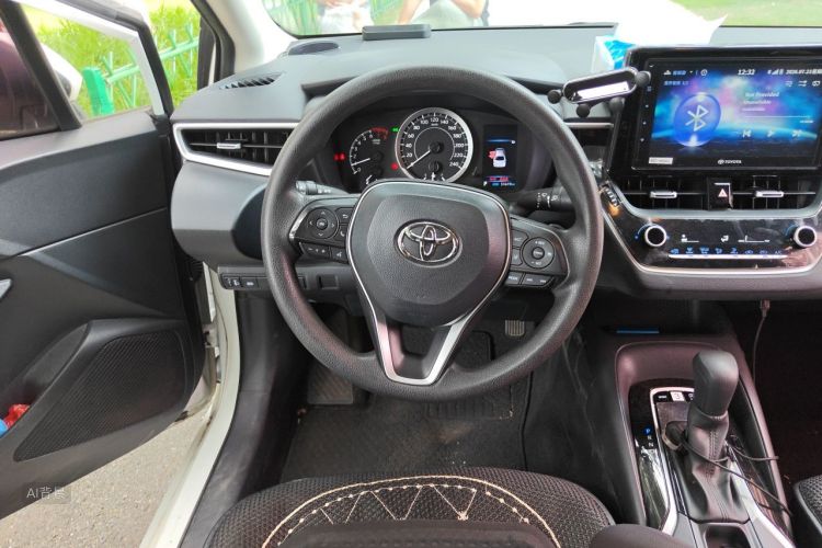 Toyota Corolla 2020 car image #12