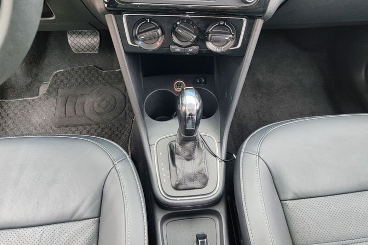 Volkswagen Polo 2014 #14 Volkswagen Polo 2014 car image #14