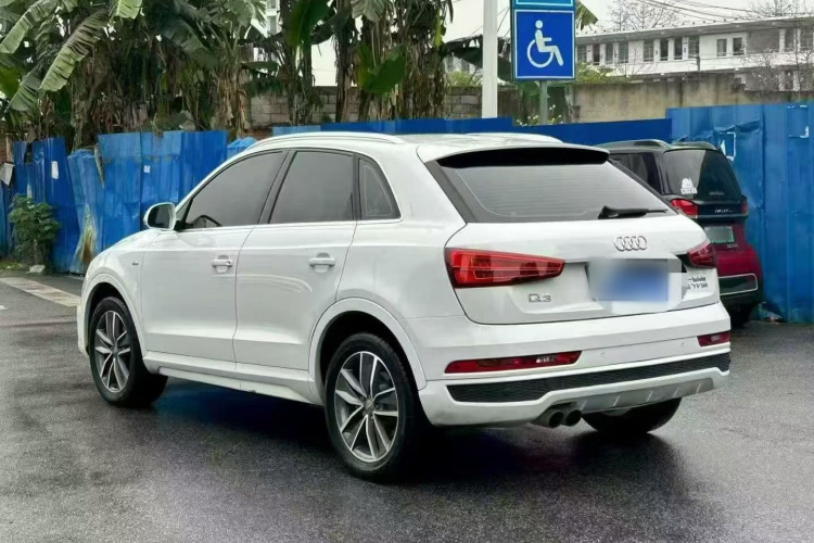 Audi Q3 2019 #4 Audi Q3 2019 car image #4