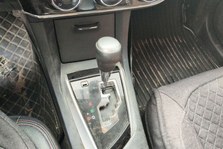 Toyota Corolla 2018 #14 Toyota Corolla 2018 car image #14