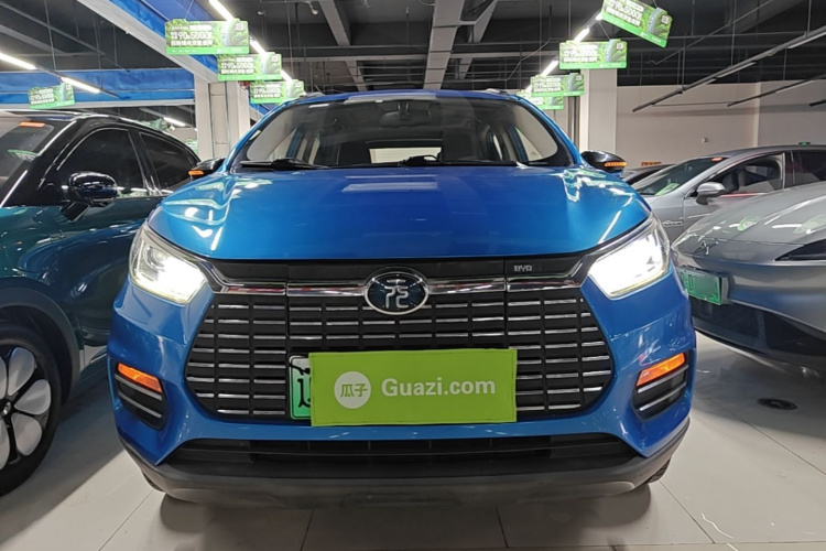 BYD Yuan New Energy 2019 #3 BYD Yuan New Energy 2019 car image #3