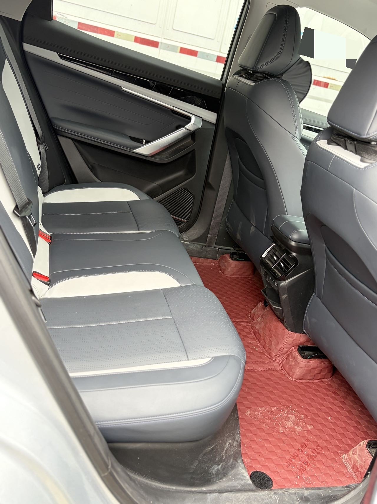 GEELY Boyue L 2025 #4 GEELY Boyue L 2025 image de voiture #4