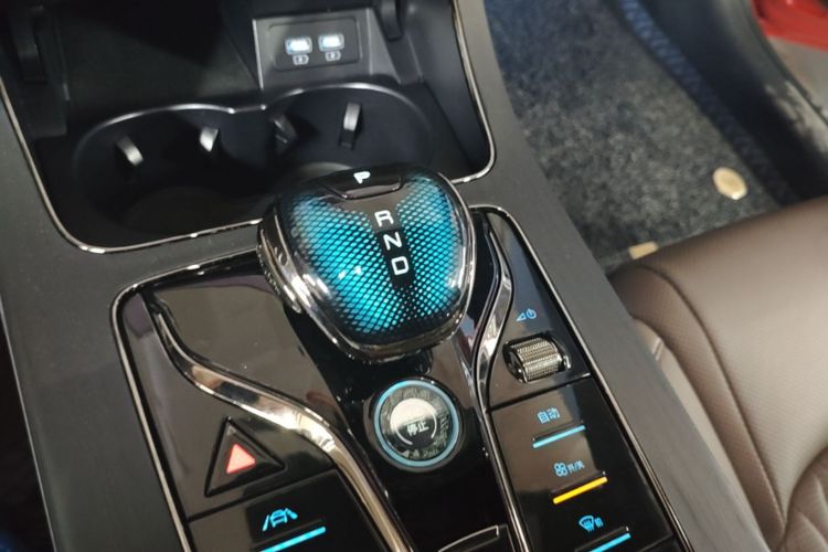 BYD Han 2021 car image #14