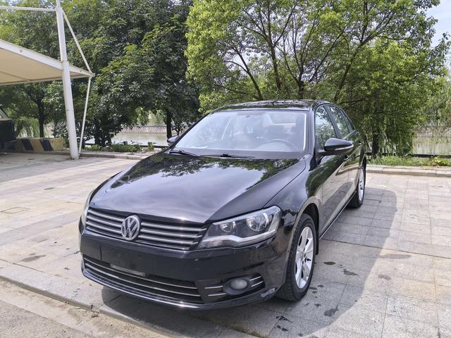 Volkswagen Bora 2015 car image #17