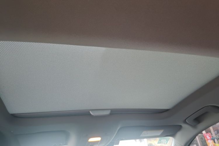 Audi A3 2019 car image #16