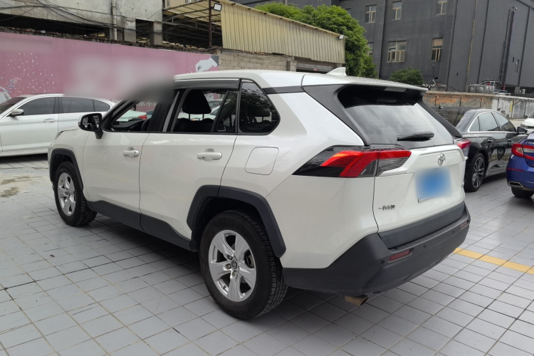 Toyota RAV4 2020 imagem de carro #7