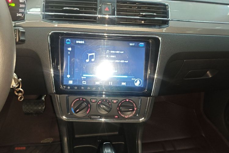 Volkswagen Santana 2019 car image #13
