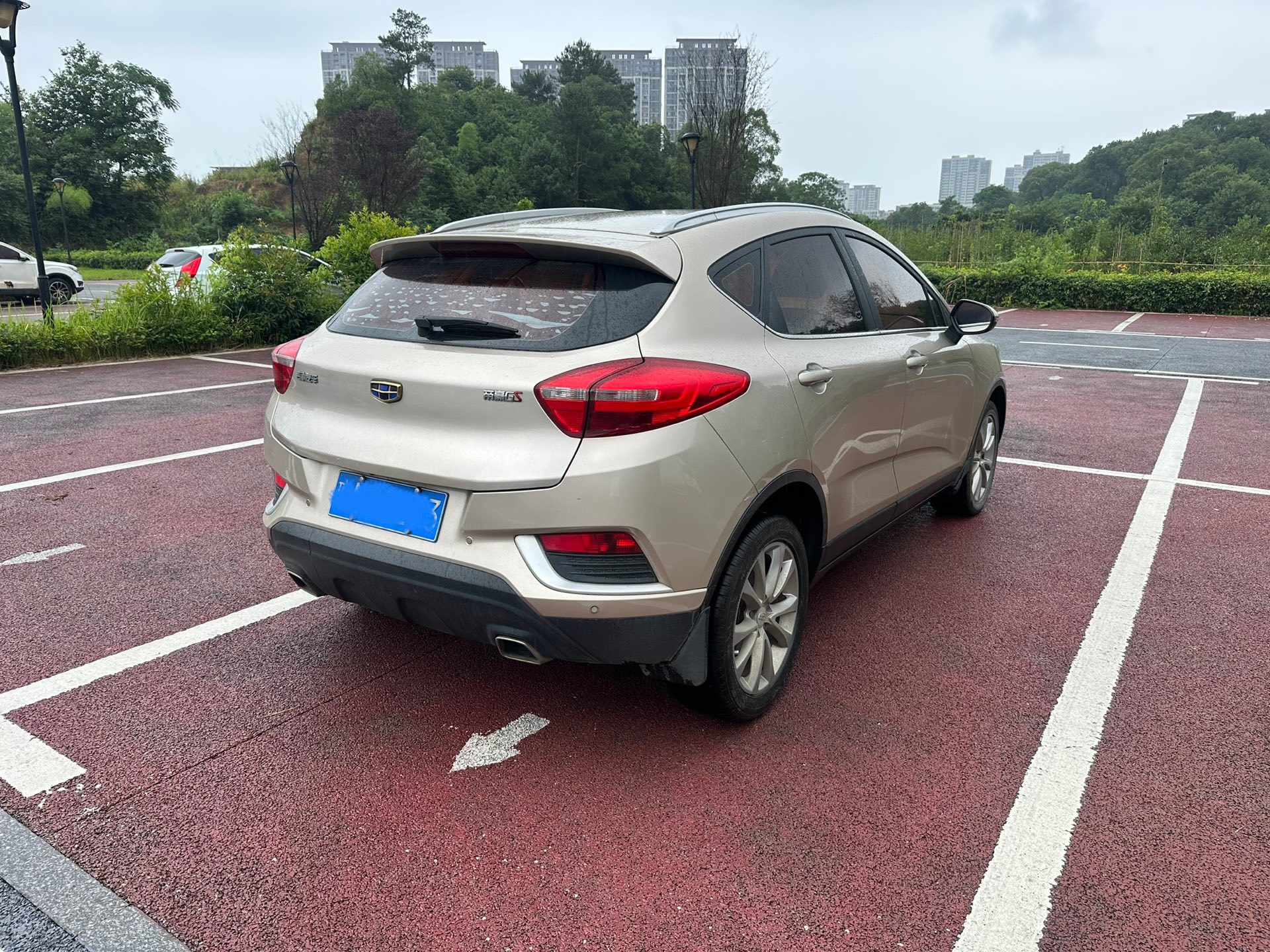 GEELY Emgrand GS 2018 car image #4