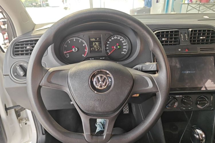 Volkswagen Polo 2017 #11 Volkswagen Polo 2017 car image #11