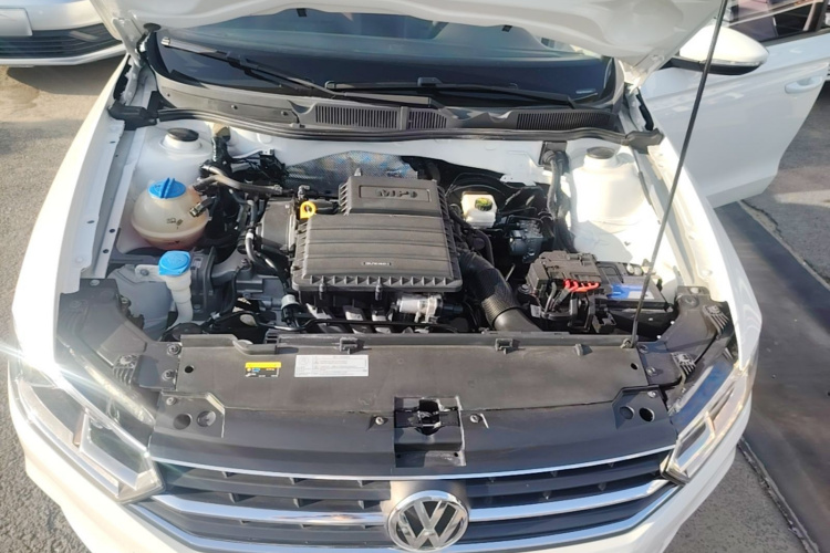 Volkswagen Bora 2020 car image #20