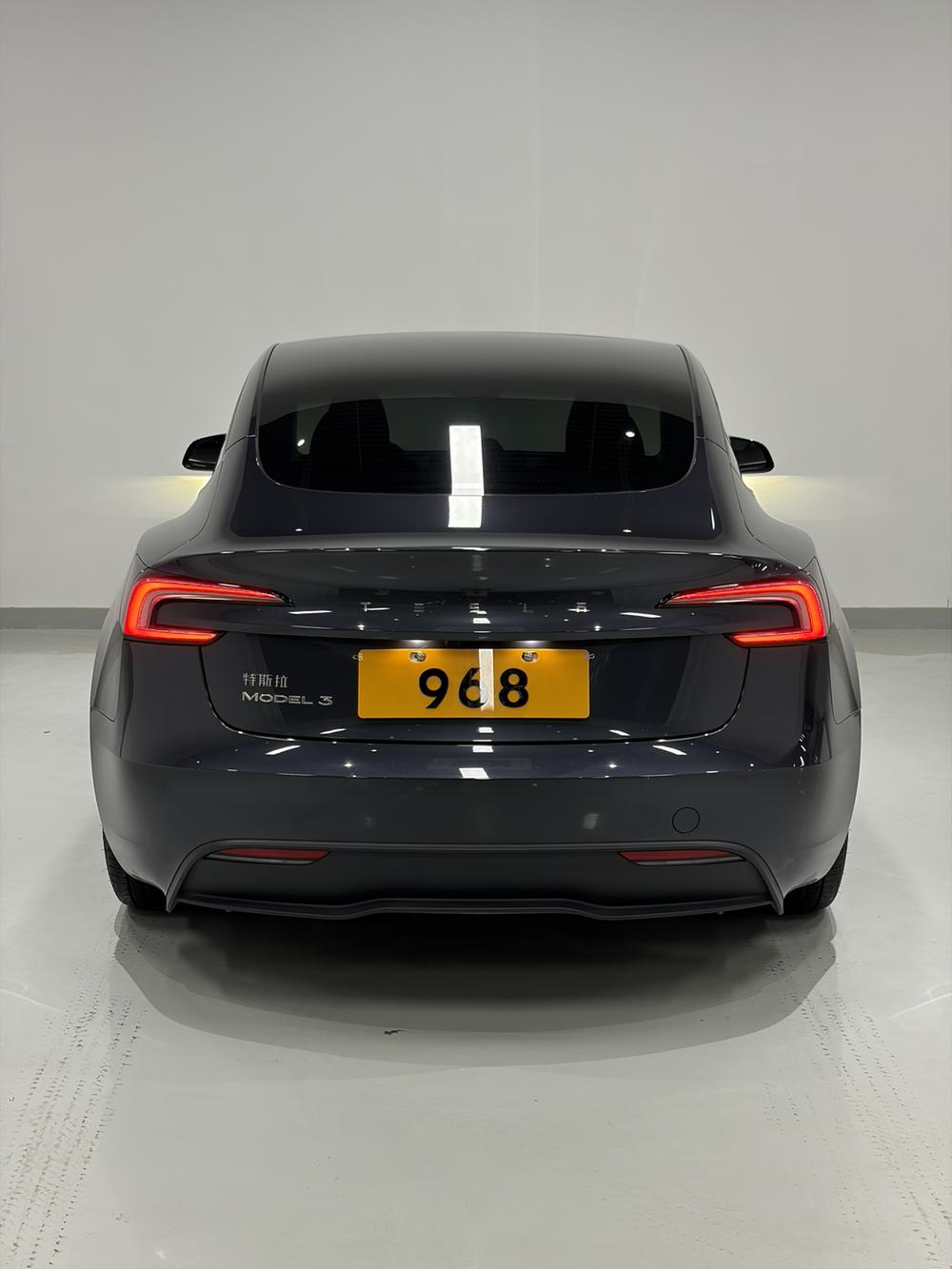 Tesla Model 3 2024 car image #5