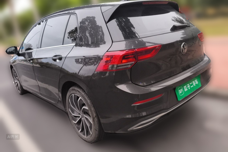 Volkswagen Golf 2021 car image #5