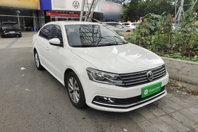 Volkswagen Lavida 2017 car image #4