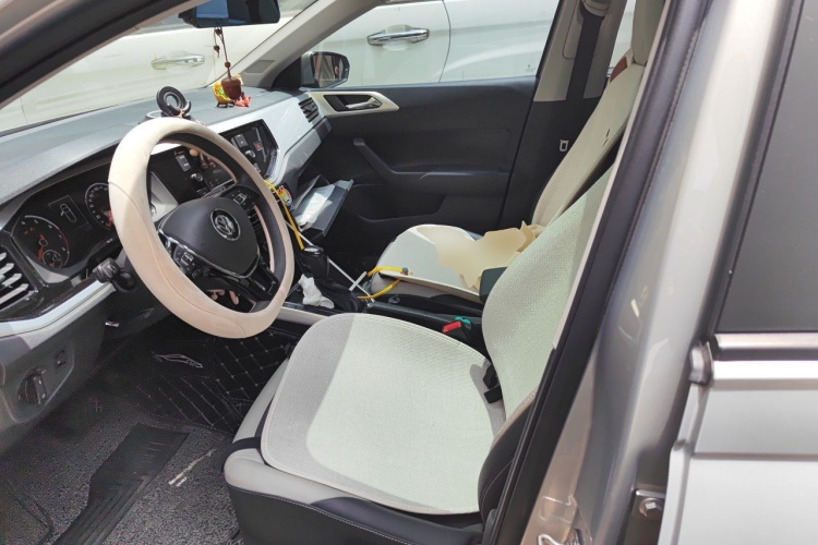 Volkswagen Polo 2019 #15 Volkswagen Polo 2019 car image #15