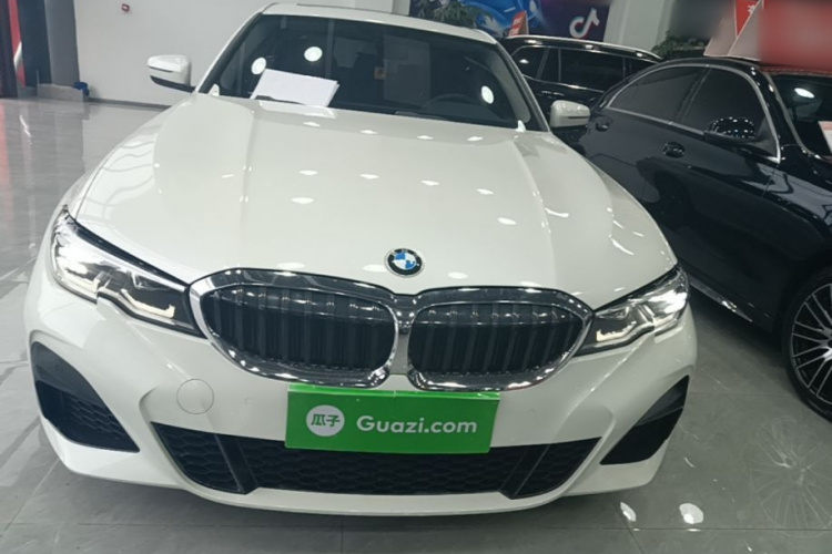 BMW 3 Series 2020 #3 BMW 3 Series 2020 car image #3
