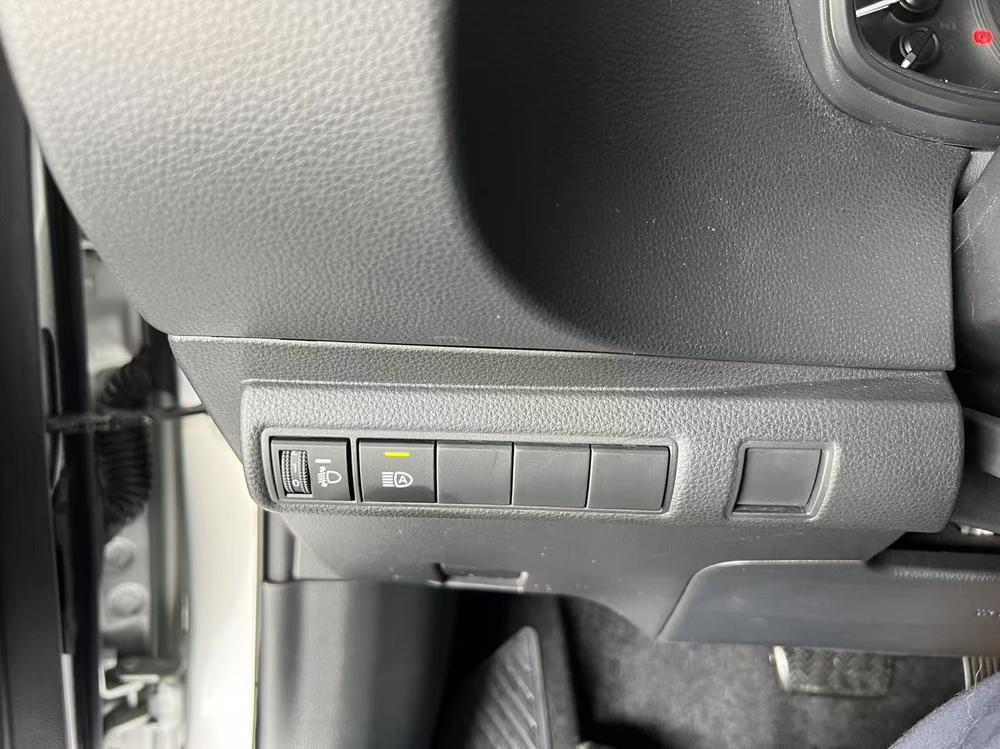 Toyota Corolla 2022 immagine di auto #16