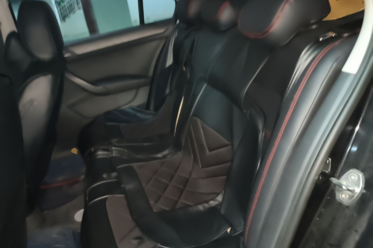Volkswagen Santana 2015 car image #19