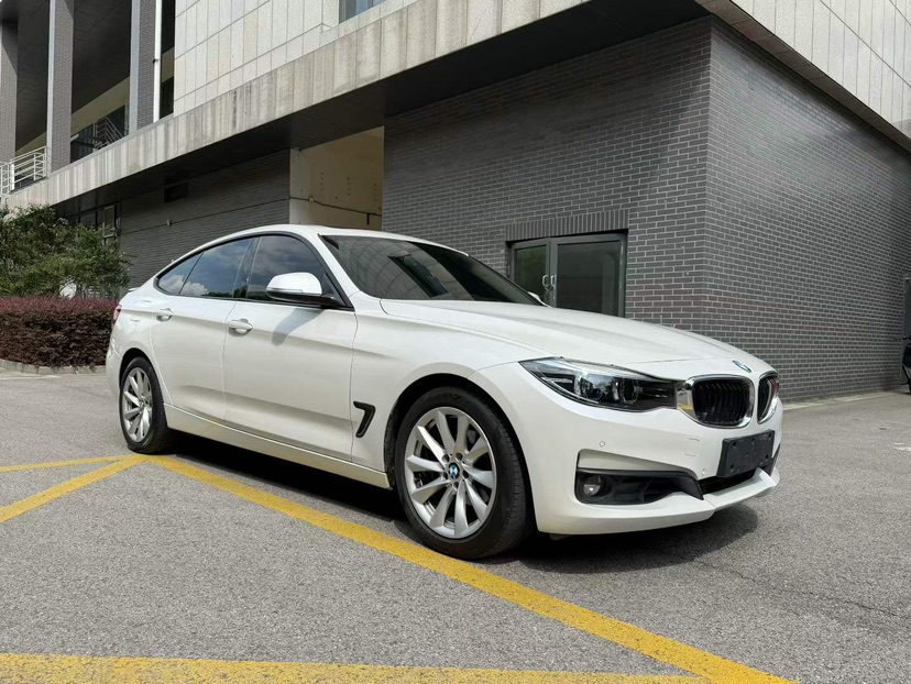 BMW 3 Series GT 2018 #3 BMW 3 Series GT 2018 car image #3