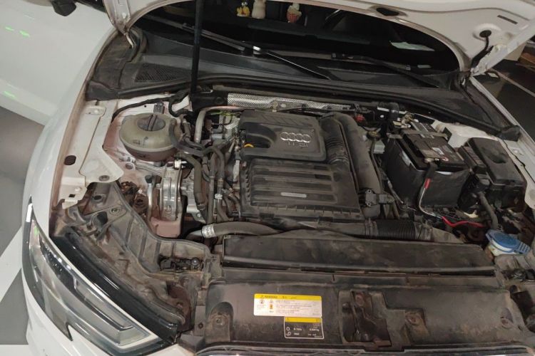 Audi A3 2017 immagine di auto #26