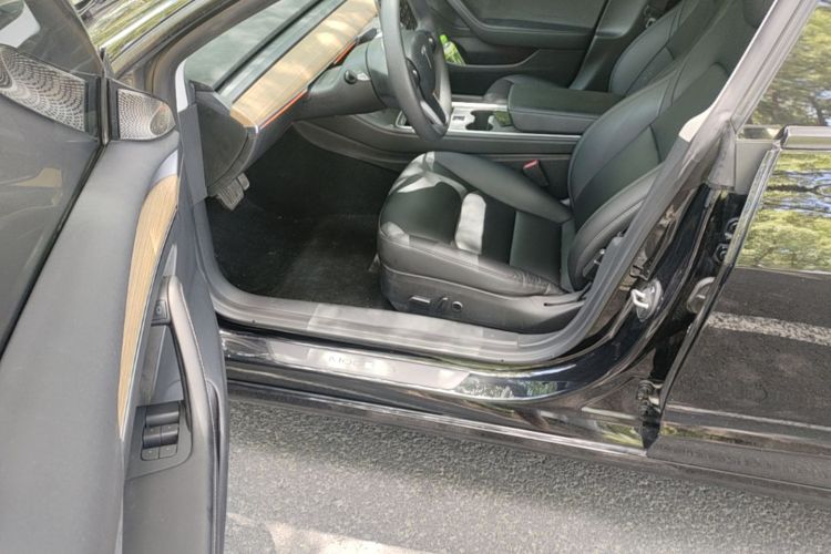 Tesla Model 3 2023 #16 Tesla Model 3 2023 car image #16