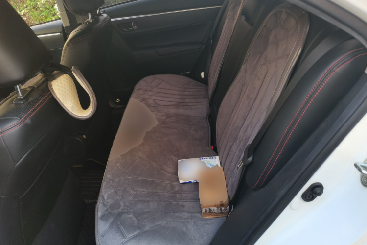 Toyota Corolla 2018 car image #10
