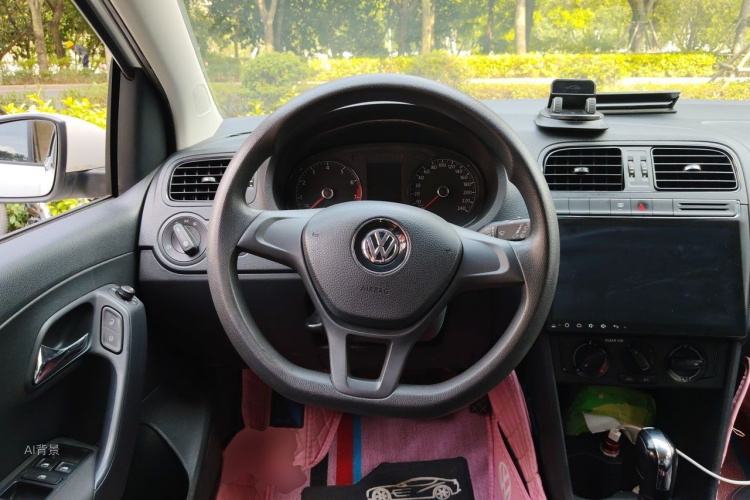 Volkswagen Polo 2018 #12 Volkswagen Polo 2018 car image #12