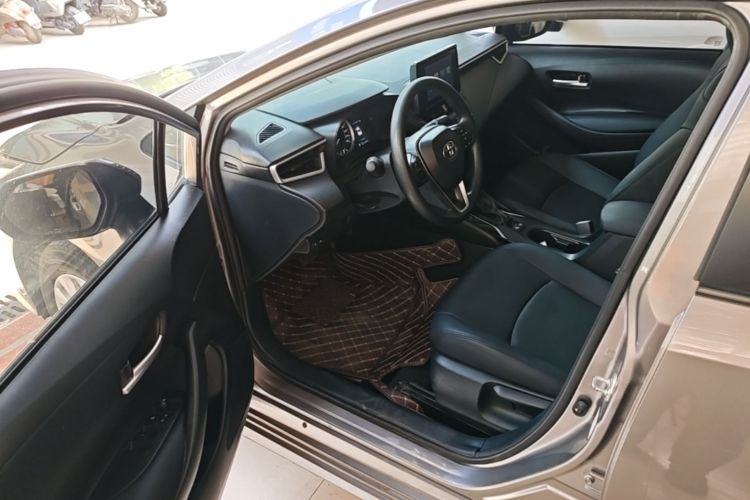 Toyota Corolla 2023 car image #16