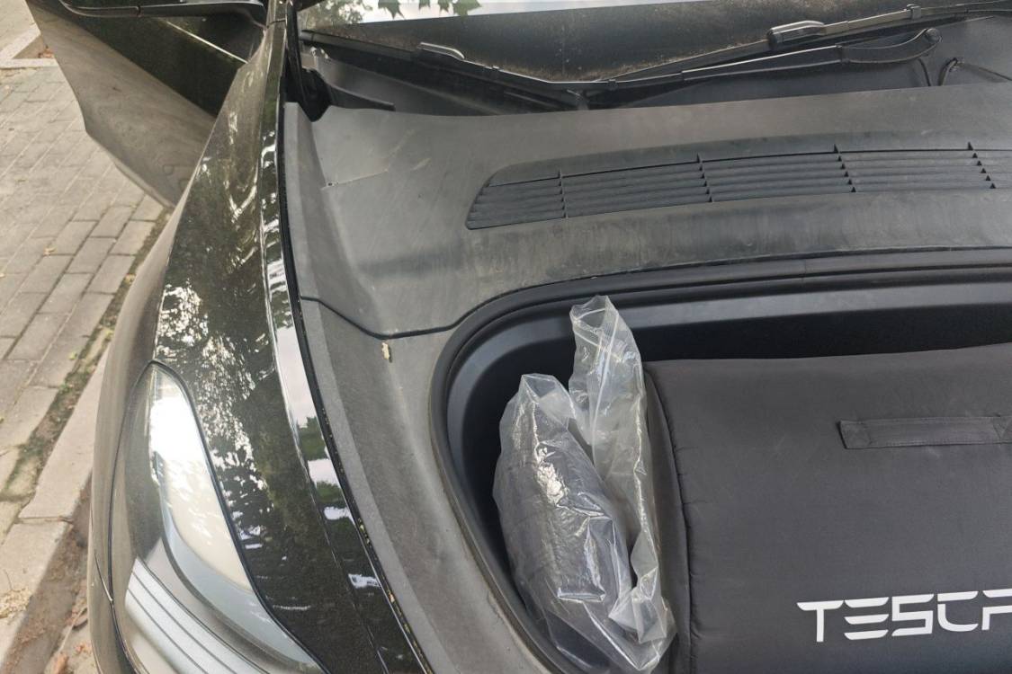 Tesla Model Y 2024 #11 Tesla Model Y 2024 صورة سيارة #11