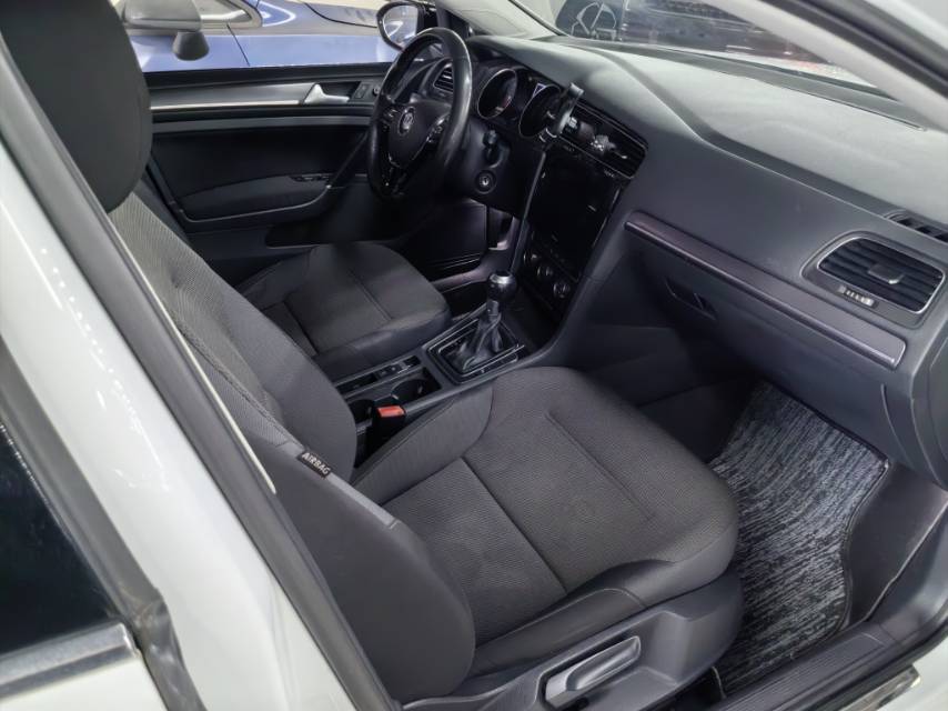 Volkswagen Golf 2017 #9 Volkswagen Golf 2017 car image #9