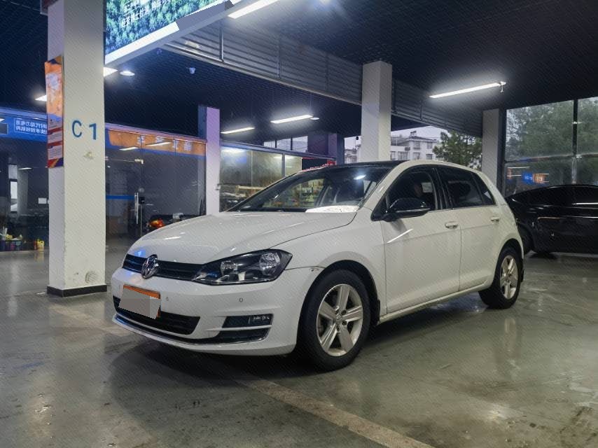Volkswagen Golf 2017 car image 