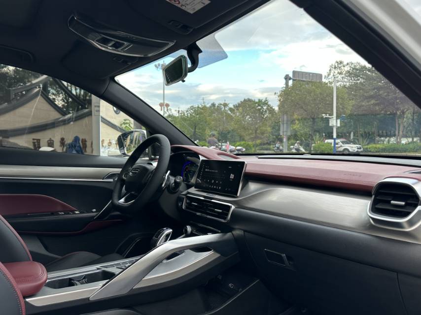 GEELY Coolray 2019 #8 GEELY Coolray 2019 car image #8