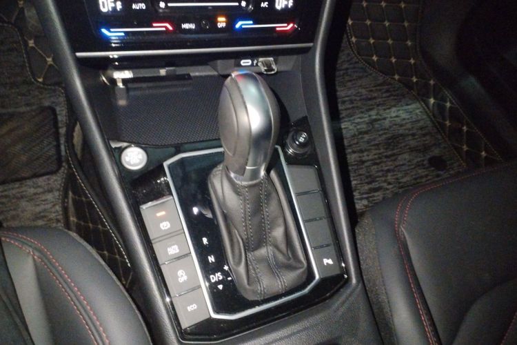 Volkswagen Lavida 2024 car image #18