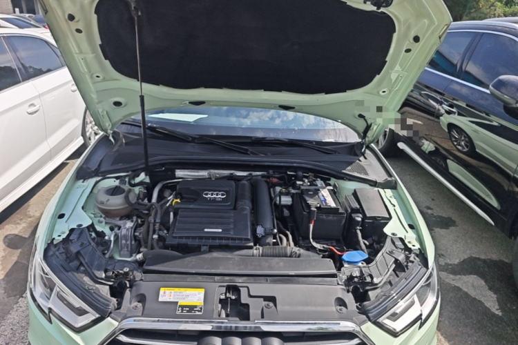 Audi A3 2019 car image #20