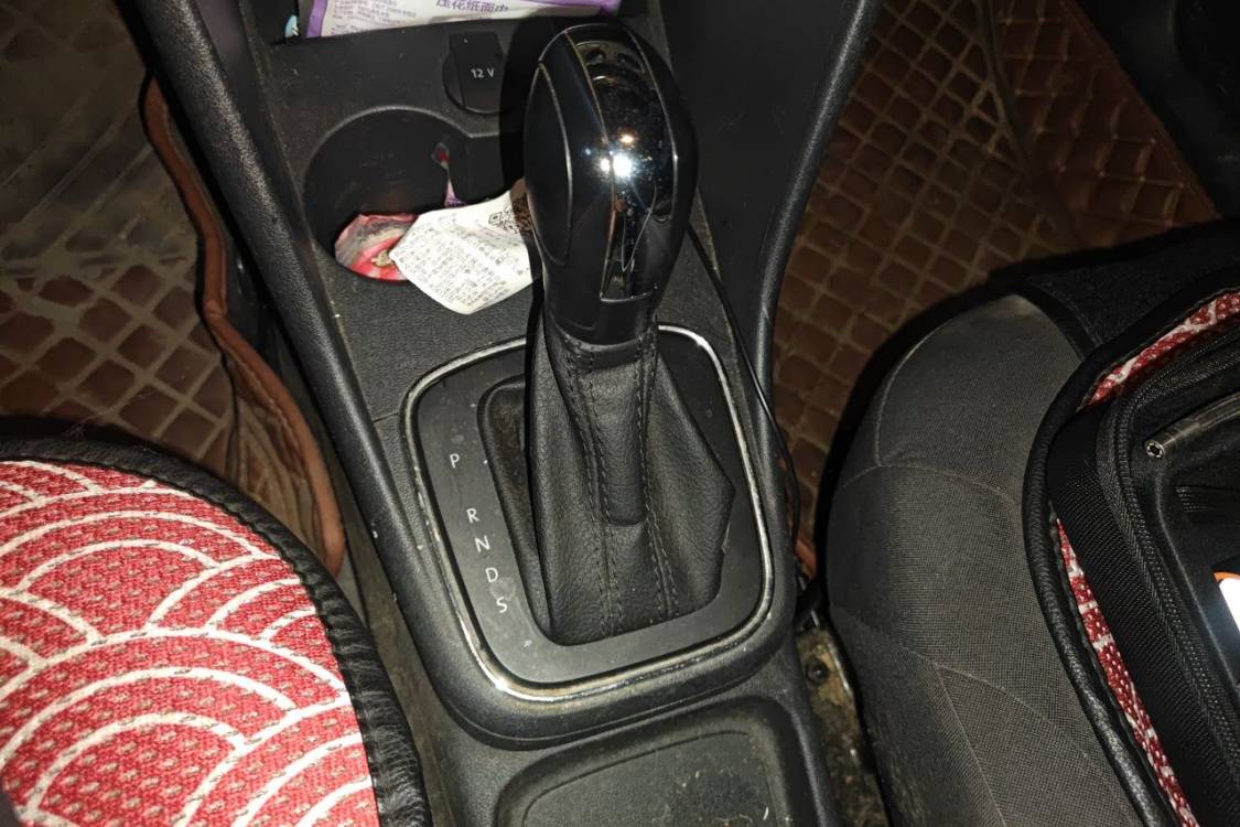 Volkswagen Polo 2019 car image #29