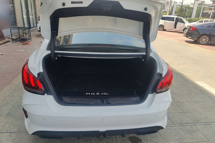 MG 5 2022 car image #19