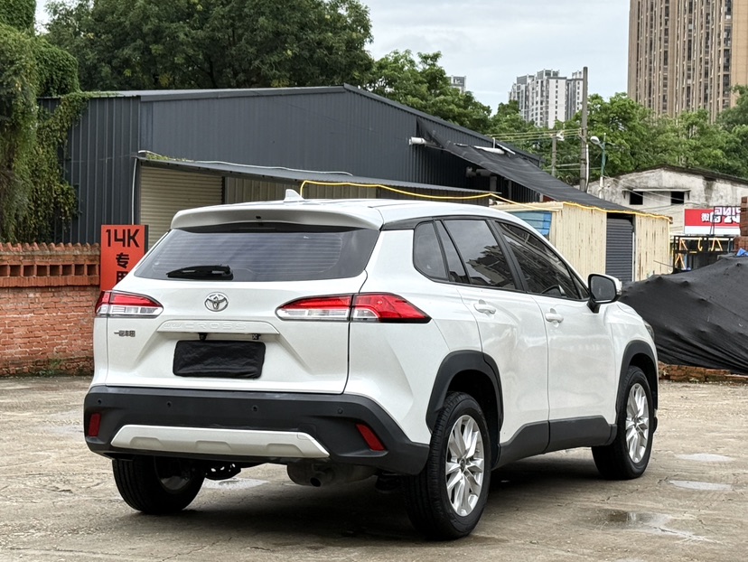 Toyota Corolla Cross 2024 car image #9