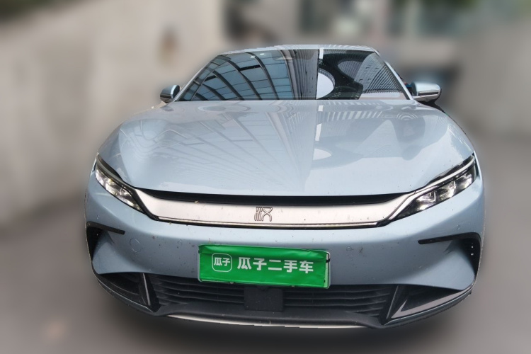 BYD Han 2023 #3 BYD Han 2023 car image #3