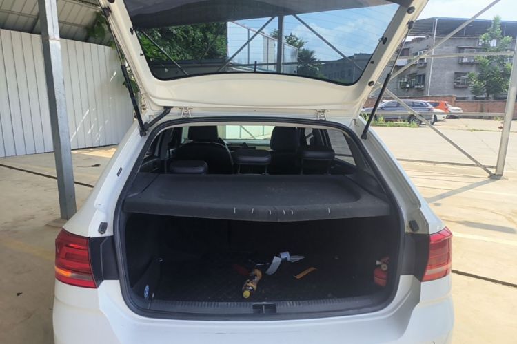 Volkswagen Santana 2016 car image #19
